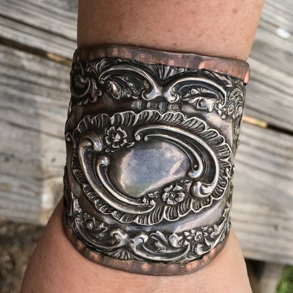 Antique Sterling Silver Cuff Bracelet Repoussé Scroll Size Small Copper 925 - Picture 2 of 9